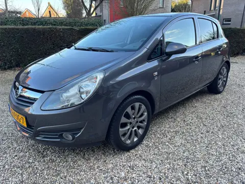 Opel Corsa 1.4-16V '111' Edition