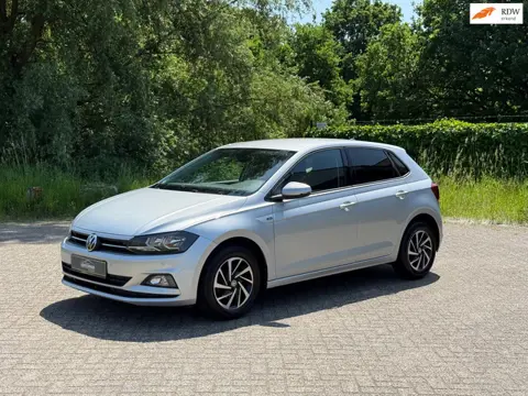 Volkswagen Polo 1.0 High Line I PDC I NAVIGATIE I DEALER ONDH I CLIMA I STOELVER