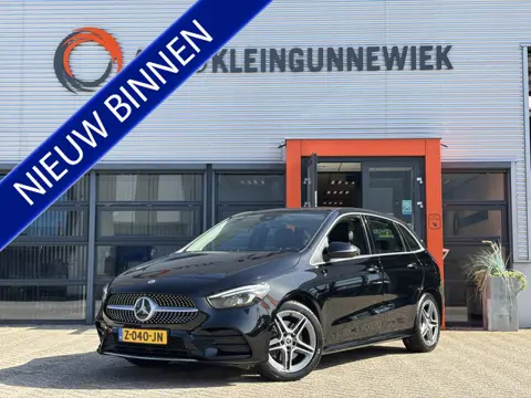 Mercedes-Benz B-Klasse 250 e AMG Line PHEV / Afneembare Trekhaak / Allseason Banden / Stoelverwarmin