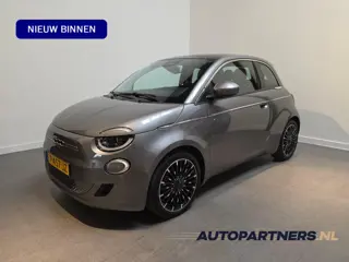 Fiat 500 La Prima 42 kWh - Apple Carplay/Android Auto -  Stoelverwarming - Panoramadak - Adaptive Cr