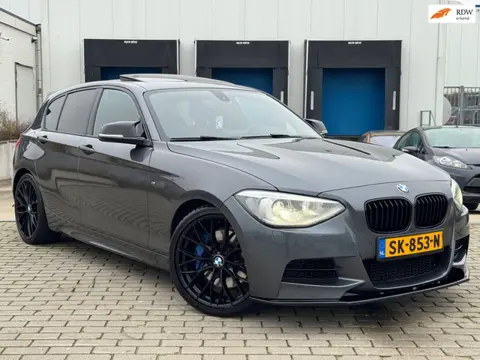 BMW 1-serie M135i High Executive 412PK AUT RWD H&K Dak 5D