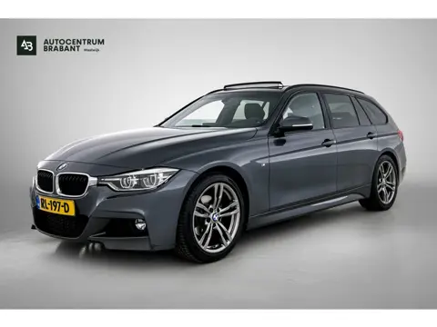 BMW 3-serie Touring 320i M-sport High Ex.(NL-auto, Dealer OnderH, Panorama, Trekhaak, Navi, StoelV, 