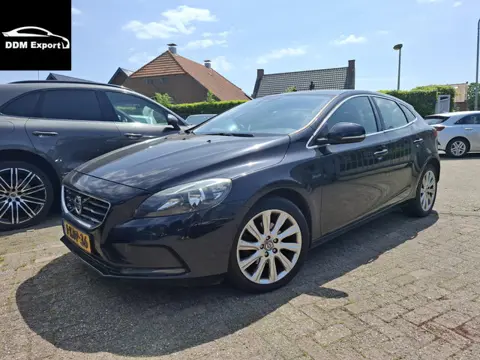 Volvo V40 1.6 D2 Momentum | Airco | Navi | Camera | Trekhaak |