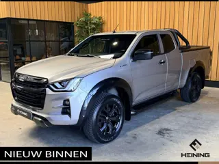 Isuzu D-max. V-Cross AT 4X4 Automaat. Apple-carplay. Trekhaak 3500 kg
