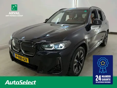 BMW IX3 80 kWh 286pk Executive | SOH 100% | ShadowLine | Parking Pack | Facelift | Sensatec Cognac |