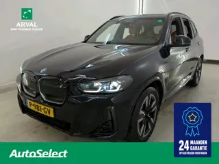 BMW IX3 80 kWh 286pk Executive | SOH 100% | ShadowLine | Parking Pack | Facelift | Sensatec Cognac |