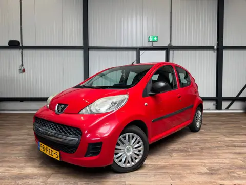Peugeot 107 1.0-12V Sublime / AIRCO / Apple Carplay / 5-Drs /