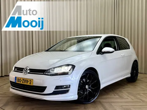 Volkswagen Golf 1.4 TSI ACT Highline R-Line / Org.NL! / Xenon / Adapt Cruise / Stoelmassage / 1/2 Le