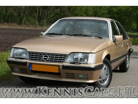 Opel 1986 Senator 3.0E Berline Sedan