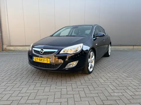 Opel Astra 1.4 Turbo Cosmo