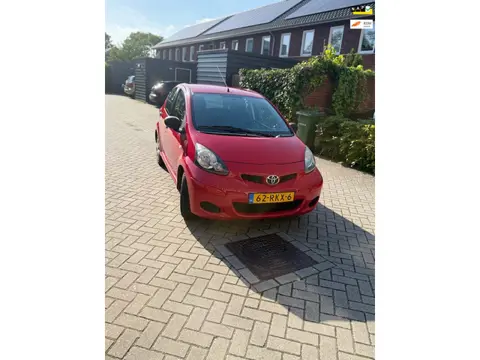 Toyota Aygo 1.0 5-Deurs 2011 - Zuinig & Betrouwbaar - NAP