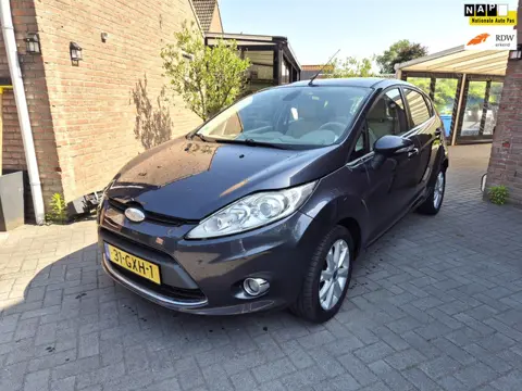 Ford Fiesta 1.25 Ghia 5 Drs Met Clima