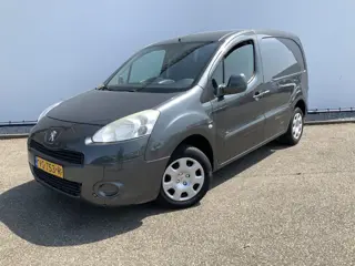 Peugeot Partner 122 1.6 e-HDI L1 XT Profit + 2Tronic Automaat Airco Cruise 3 Zits Trekhaak 940 kg Eu