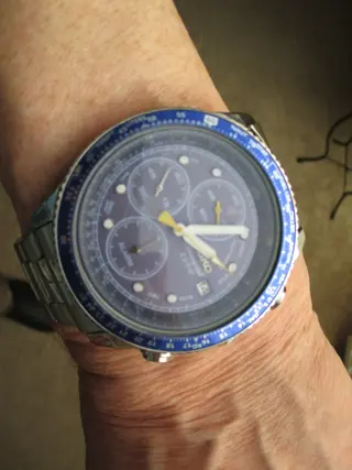VINTAGE SEIKO 5 CHRONOGRAPH MINUTEN,SECONDEN,ALARM,DATUM,QUARTZ