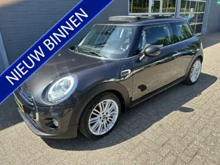 MINI 3-deurs 1.5 Cooper Chili / Panorakadak / Gratis afleverpakket ! incl bovag garantie
