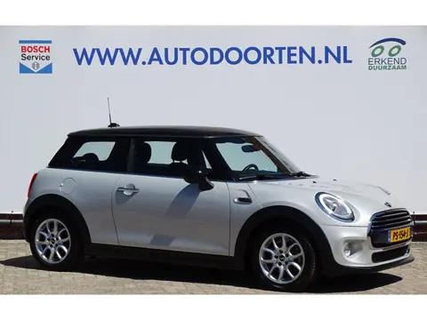 Mini 3-Deurs 1.5 Cooper Serious Business|Keyless|Navi|Cruise|All Season