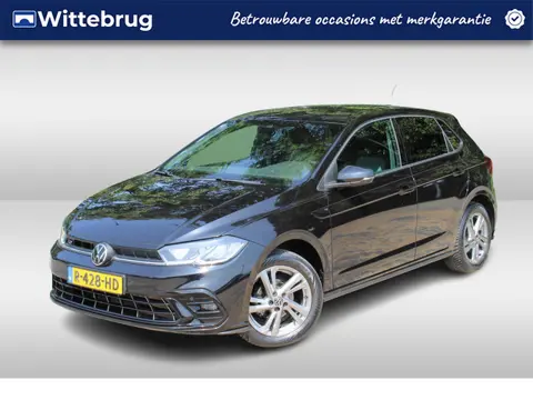 Volkswagen Polo 1.0 TSI 95pk R-Line / Navigatie by APP / LM 16 inch / Parkeersensoren / LED / 2x R-L