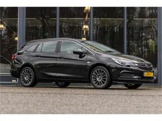 Opel Astra Sports Tourer 1.4 Online Edition (bj 2018)