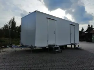 Men's and Women's Portable Toilet Trailer – Professional Model
