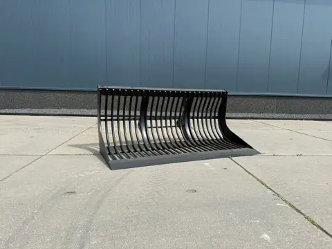Nieuwe BECO Riekbak 175cm (overjarig)
