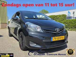 Toyota Yaris 1.0 VVT-i Aspiration, Camera! Bluetooth! Apk 1-2027! VAKANTIEGELD WEKEN!
