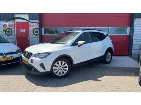 SEAT Arona 1.0 TSI Style Business Intense NWE MODEL / FULL LED / CARPLAY / STOELVERW / CLIMA / PDC /