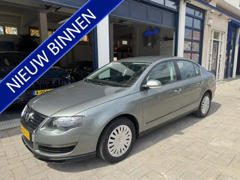 Volkswagen Passat 1.6 FSI Trendline NL AUTO/NAP/ANDROID/CARPLAY