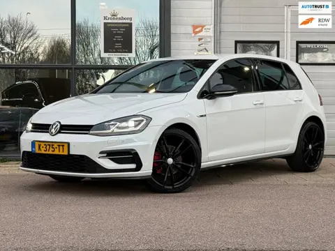 Volkswagen Golf 1.5 TSI Highline Business R Line, CARPLAY, NAP