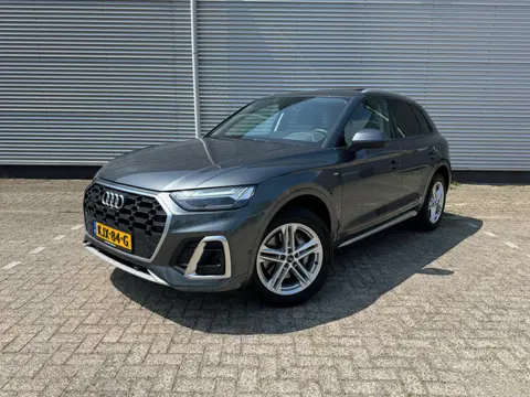 Audi Q5 50 TFSI e S edition,Panorama,Leder/alcantara,Navigatie,stoel/stuurverwarming,Cruisecontrol,