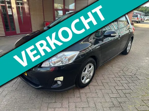Toyota Auris 1.8 Full Hybrid Aspiration KLIMAAT NAP APK DEALER OH