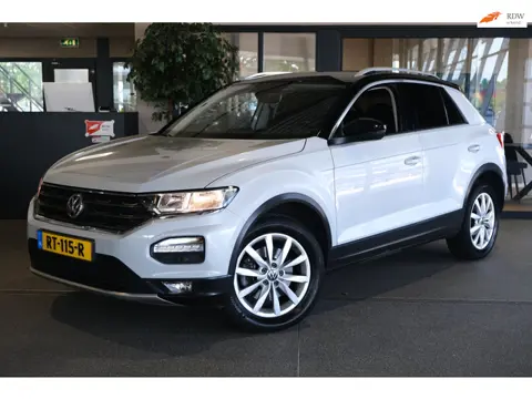 Volkswagen T-Roc 1.0 TSI Style 116PK Airco PDC Trekhaak