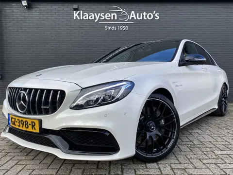 Mercedes-Benz C-Klasse C63 AMG V8 476 pk AUT. | NL auto | panoramadak | leder interieur | apple carp