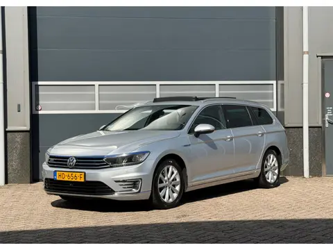 Volkswagen Passat Variant 1.4 TSI GTE Highline bj.2015 360* cam|Pano|Navi|Nap.