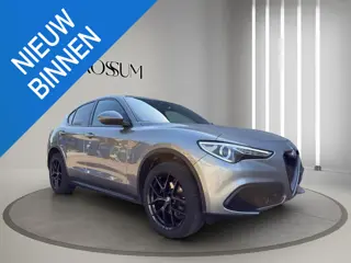 Alfa Romeo Stelvio 2.0 T AWD Super | 20" | Camera | Leder / Sportstoelen | Stuurverw | Elektr. Klep 