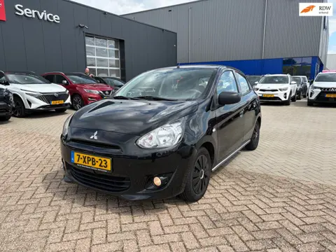 Mitsubishi Space Star €2250,-1.0 Entry NWE KOPPELINGSSET !