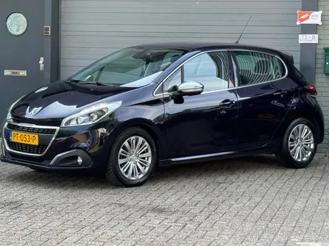Peugeot 208 1.6 BlueHDi Blue Lease Executive