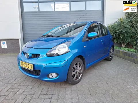 Toyota Aygo | 1.0-12V Dynamic Blue | Bluetooth | Navi | Airco |