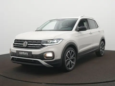 Volkswagen T-Cross 1.5 TSI Style Camera - 18 Inch - Apple Carplay/Android Auto - Dodehoek detectie -