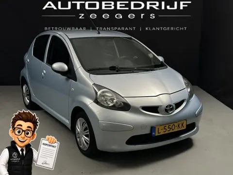Toyota Aygo 1.0-12V Access *Multimedia*AC*Navi* (bj 2005)