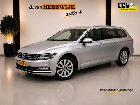 Volkswagen Passat Variant 1.5 TSI Business Ecc | Pdc | virual cockpit | Trekhaak