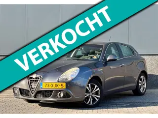 Alfa Romeo Giulietta 1.4 T Distinctive Automaat | Clima | NAP