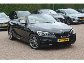 BMW 2 Serie Cabrio M240i xDrive High Exe. M Sport 72.484 km! / Camera / Leder / Harman Kardon / 18''