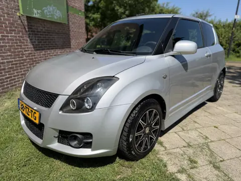 Suzuki Swift 1.3 GLS*2007*Gti-look|Apk|Navi|Xenon|Lmv