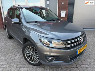 Volkswagen Tiguan 1.4 TSI Sport&Style / Park Assist / Navi / PDC / Keyless / Cruise