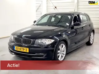 BMW 1-serie 116i *ACTIE TOT €500 KORTING* 5D AIRCO LEDER NW APK CRUISECONTROL VELGEN