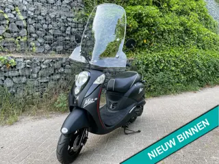 SYM Mio 50 NETTE STAAT WINDSCHERM HOOG BETAAL met in3