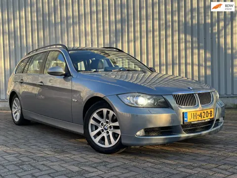 BMW 3-serie Touring 325i High Executive Keyless Xenon