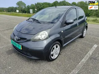 Toyota Aygo 1.0-12V +