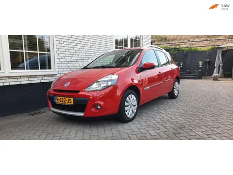 Renault Clio Estate 1.2-16V Authentique LAGE KMSTAND AIRCO JAAR APK