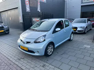 Toyota Aygo 1.0-12V 3e Eigenaar! Stuurbekr. Airco NAP APK